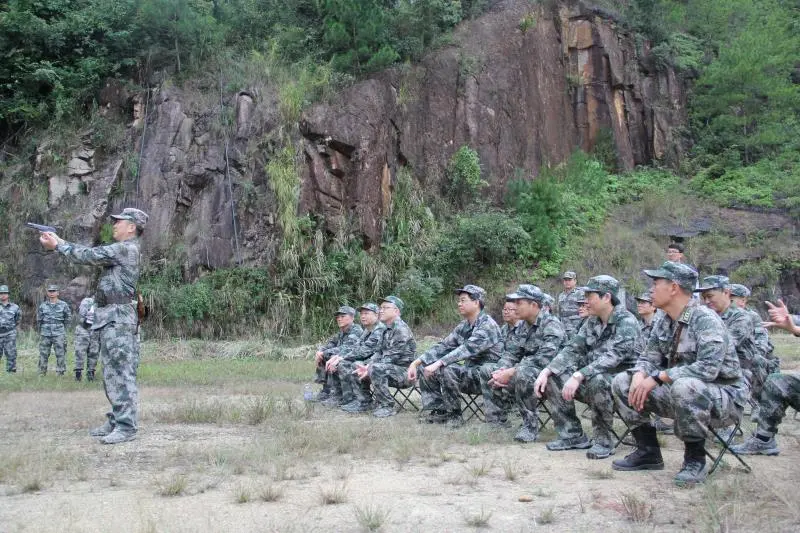 閩清縣四套班子領(lǐng)導(dǎo)集體過“軍事日”