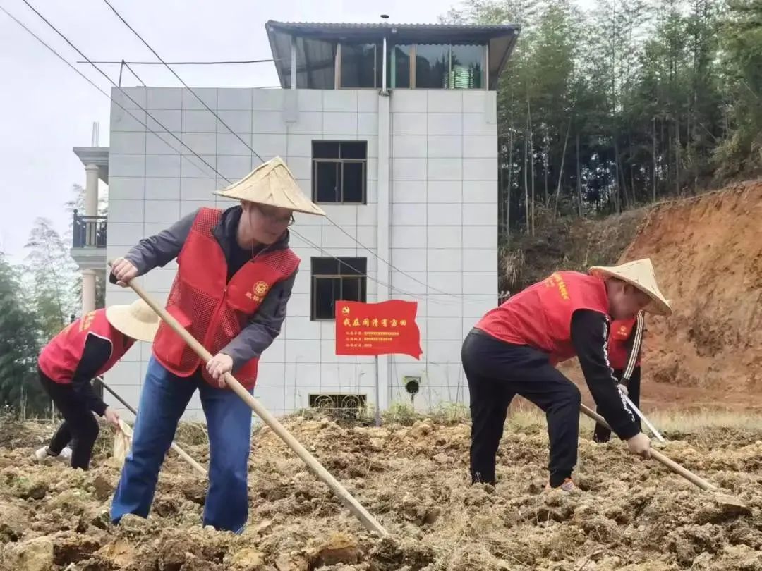 昨日，閩清這里來(lái)了一群市里的朋友～